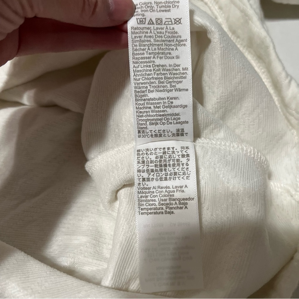 J.Crew Quilted Turtleneck Sweatshirt Ivory size Medium NWT Cozy Pullover - Picture 7 of 9